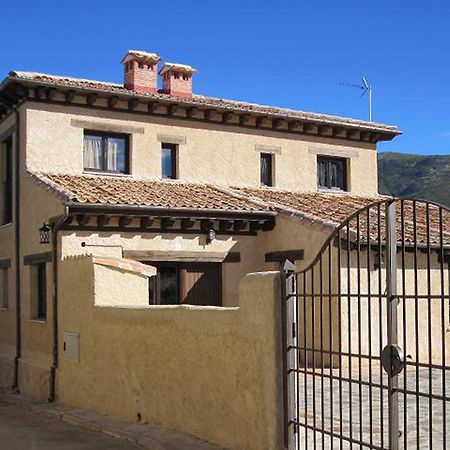 Villa El Mirador Del Hayedo à Riofrio de Riaza Extérieur photo