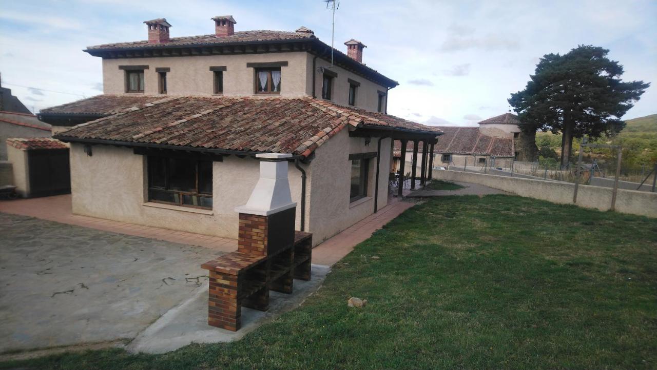 Villa El Mirador Del Hayedo à Riofrio de Riaza Extérieur photo