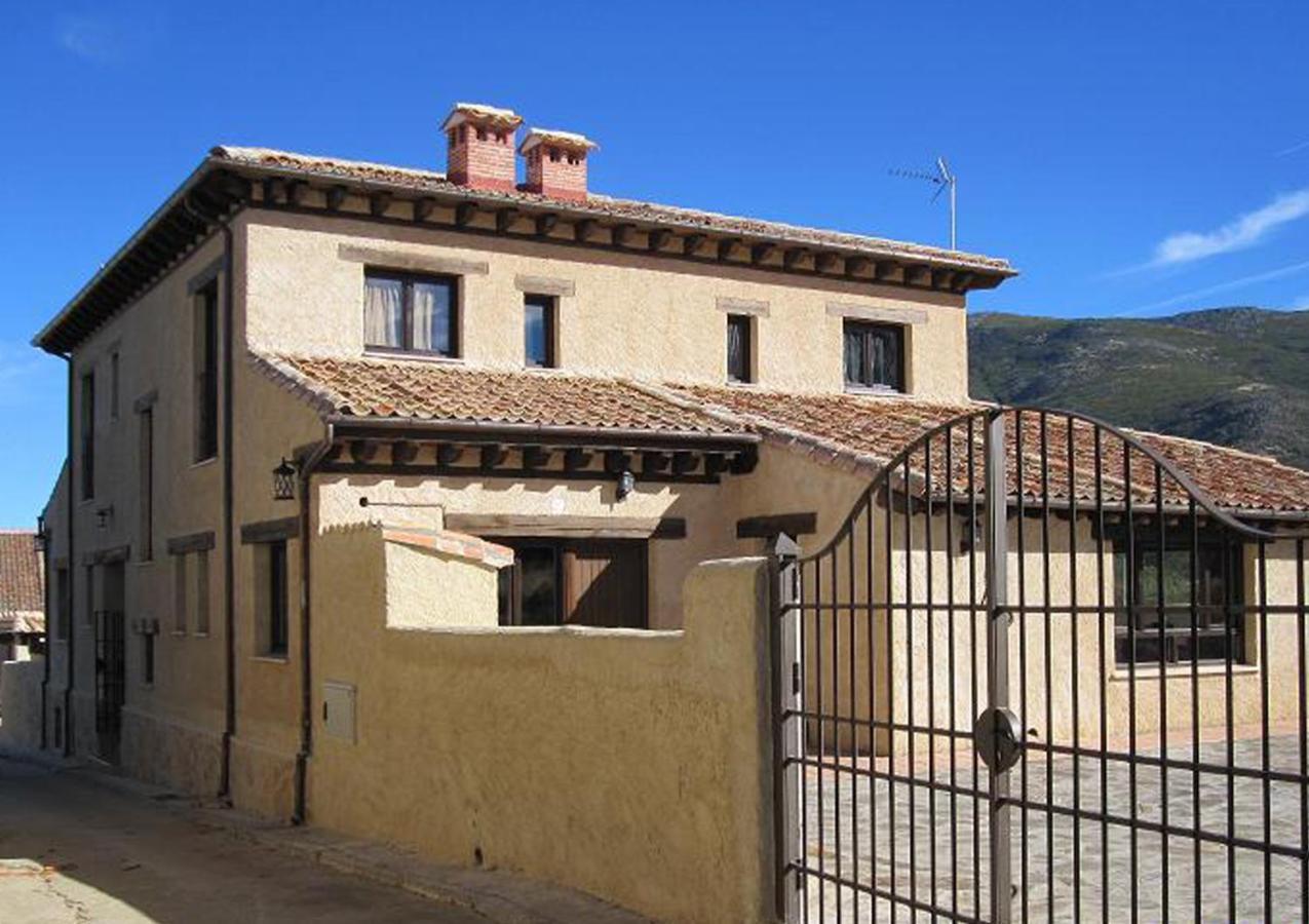 Villa El Mirador Del Hayedo à Riofrio de Riaza Extérieur photo
