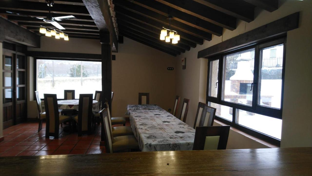 Villa El Mirador Del Hayedo à Riofrio de Riaza Extérieur photo