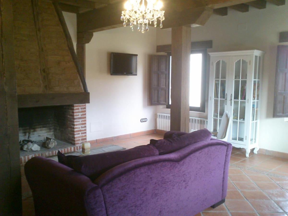 Villa El Mirador Del Hayedo à Riofrio de Riaza Extérieur photo