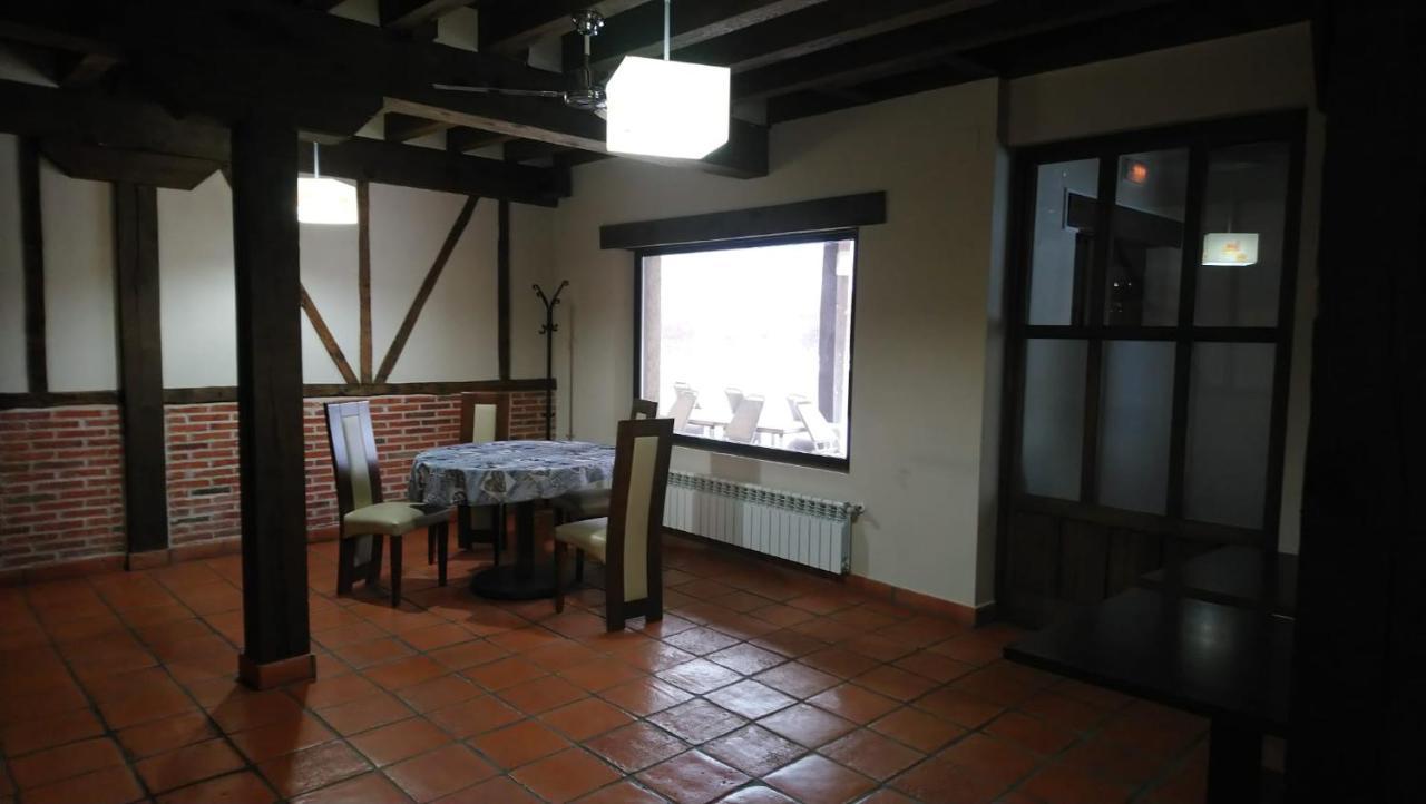 Villa El Mirador Del Hayedo à Riofrio de Riaza Extérieur photo